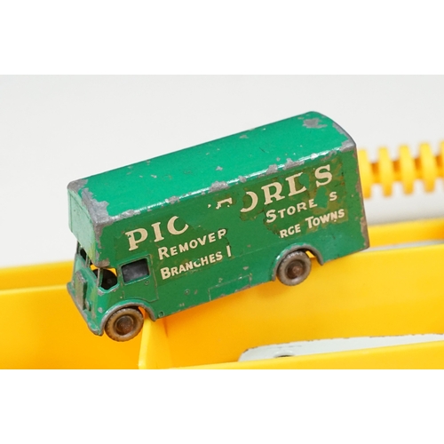 1424 - Matchbox Securicar carry case containing 14 x Matchbox Lesney 75 Series diecast models to include 10... 