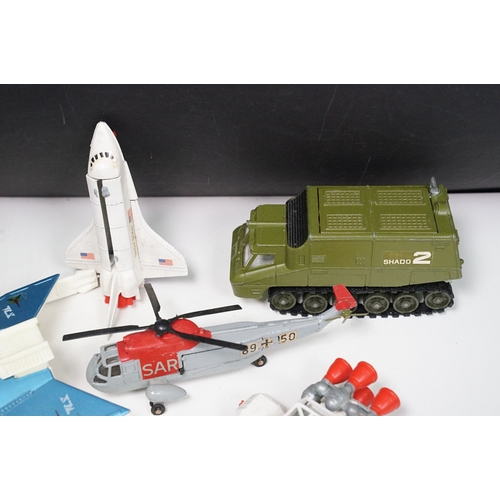 1425 - 20 Mid 20th C playworn diecast models to include mainly TV / Film related examples featuring Corgi a... 