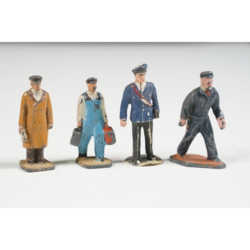 1430 - Two Dinky diecast models and sets to include 63 Mayo Composite Aircraft and 772 British Road Signs, ... 