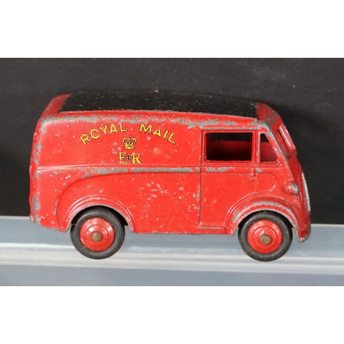 1432 - Around 95 Mid 20th C onwards playworn diecast models to  include Charbens Miniatures, Matchbox Serie... 