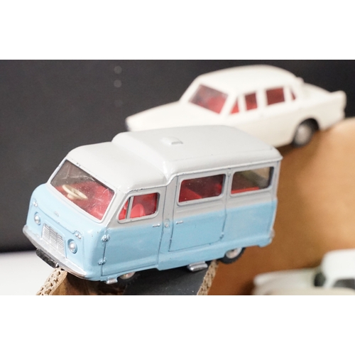 1435 - Around 60 Mid 20th C onwards diecast models to include Corgi, Dinky and Matchbox examples, some sign... 