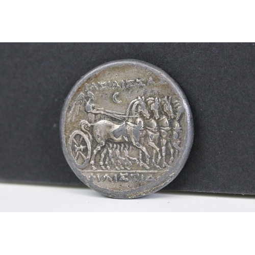 409 - An ancient Greek 16 Litrai Philistis King Hieron II hammered silver coin, c.275BC - c.215BC, obverse... 