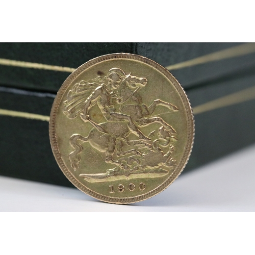 411 - A United Kingdom Queen Victoria 1900 gold half sovereign coin.