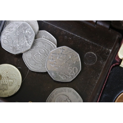 430 - A collection of mainly British coins to include decimal and pre decimal examples to include silver t... 