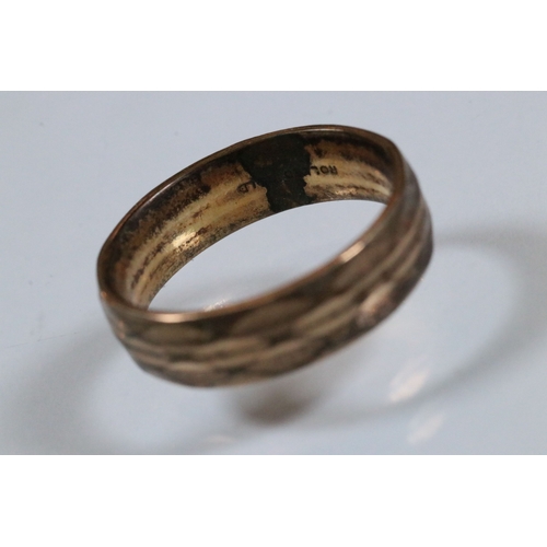 196 - Group of jewellery to include a 9ct gold ring mount with floral design pierced shoulders (hallmarked... 