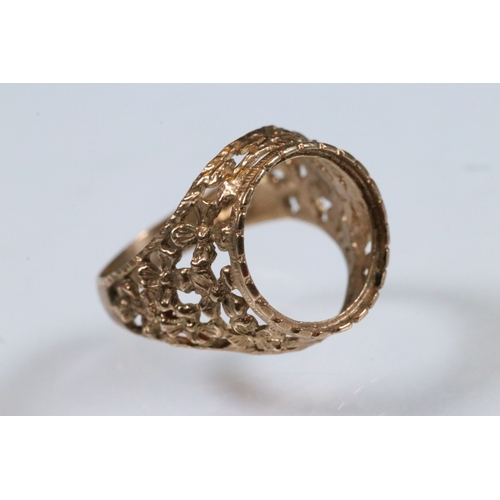 196 - Group of jewellery to include a 9ct gold ring mount with floral design pierced shoulders (hallmarked... 