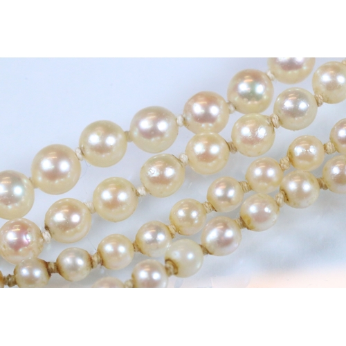 225 - Group of silver jewellery to include a flat link necklace chain (hallmarked to jump link, measures 1... 