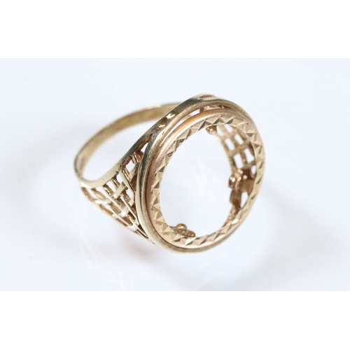 233 - Group of 9ct gold jewellery to include a coin ring mount with pierced shoulders (hallmarked Sheffiel... 