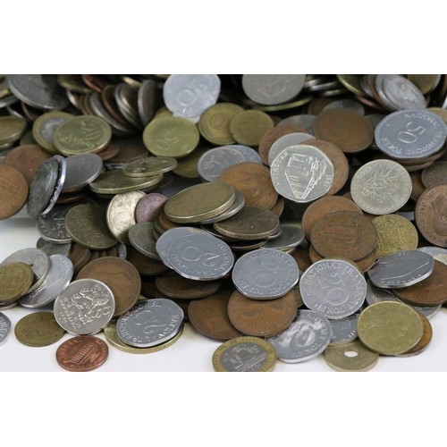 407 - A collection of mixed British pre decimal and world coins together with a quantity of tokens.