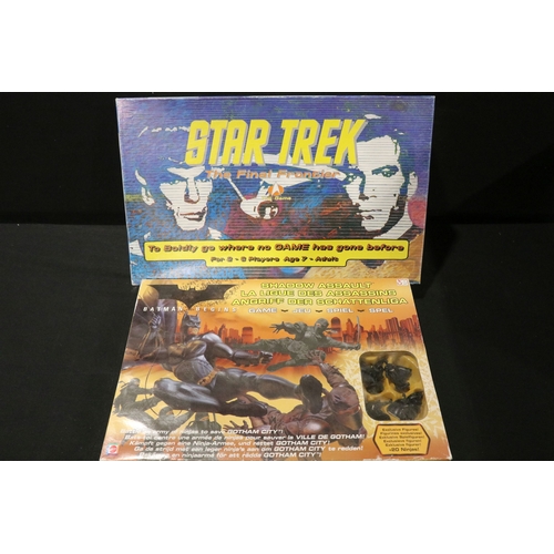 64 - 23 Boxed TV / Film / Sci Fi board games to include Parker Captain Planet, Parker Jurassic Park, Park... 