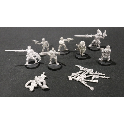 87 - Games Worksop / Warhammer - Collection of unpainted metal figures plus plastic and painted examples