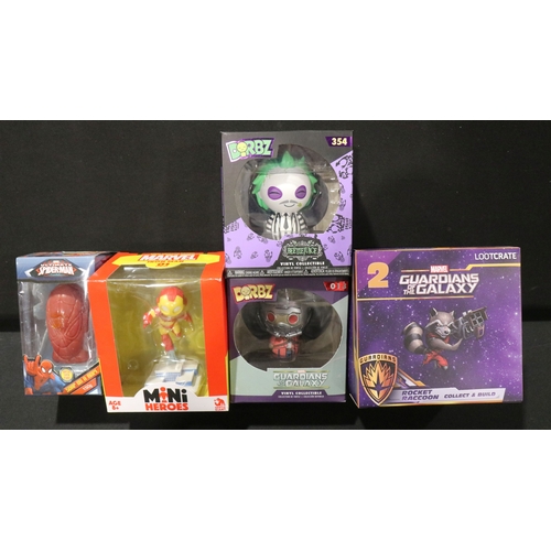 93 - 23 Boxed TV / Film / Superhero figures to include 5 x Funko Pop figures, Jakks Avengers Set, 5 x DC ... 