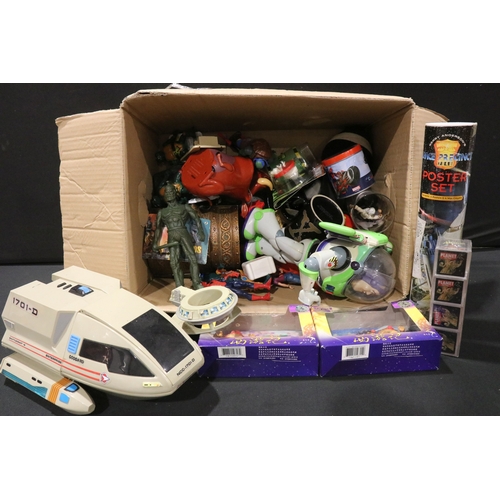 97 - Large collection of TV & Sci Fi related figures, toys and collectables to include Alien, Predator, I... 