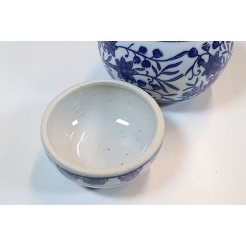 42 - Group of Delft wares, to comprise lidded pot, jug, ashtray, vase, etc. together with two modern Chin... 