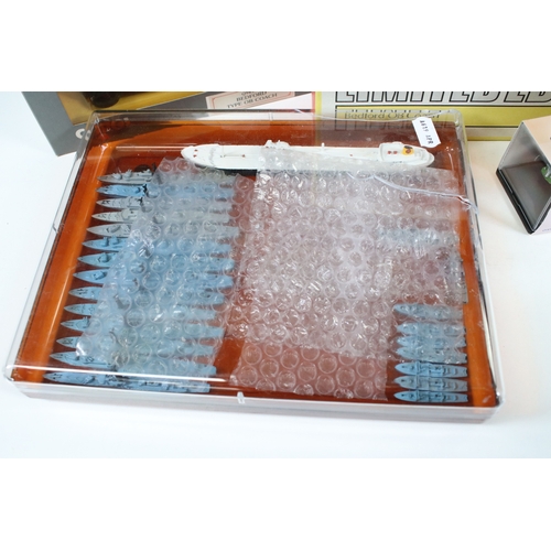 273 - 28 Boxed / cased diecast models to include Oxford Diecast Omnibus, Corgi Original Omnibus, EFE Exclu... 