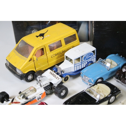 300 - Collection of diecast models to include 6 x boxed Collezione Classico, Corgi, Vanguards, Matchbox Mo... 