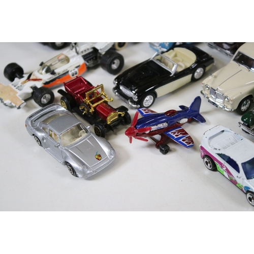 300 - Collection of diecast models to include 6 x boxed Collezione Classico, Corgi, Vanguards, Matchbox Mo... 
