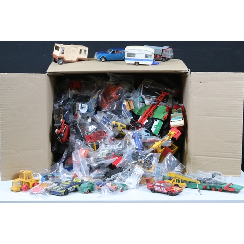 301 - Large collection of playworn diecast models to include Matchbox, Britains, Corgi, Mattel Hot Wheels,... 