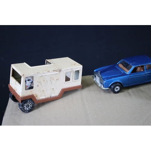 301 - Large collection of playworn diecast models to include Matchbox, Britains, Corgi, Mattel Hot Wheels,... 