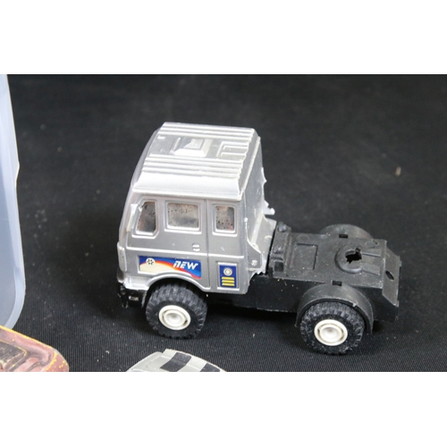 306 - Large collection of playworn diecast models to include Corgi, Majorette, Matchbox, Dinky, etc