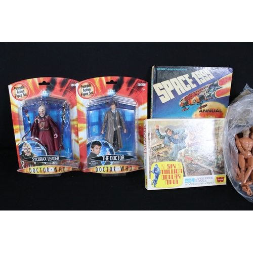 535 - Collection of mixed toys and trading cards to include quantity of Topps Star Wars trading cards, 2 x... 