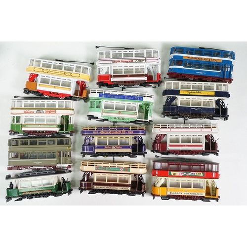 297 - Collection of diecast model buses and trams to include mainly Corgi examples including 3 x boxed / c... 
