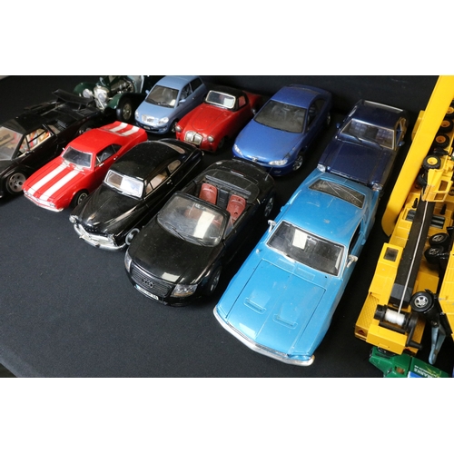 365 - Collection of play worn diecast models featuring various scales to include  Greenlight, Maisto, No R... 