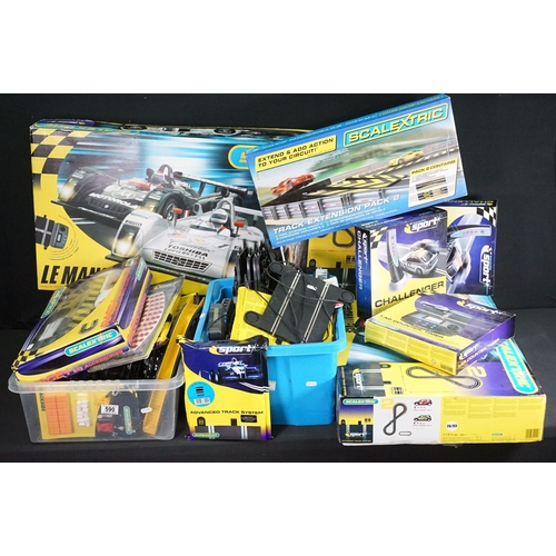 590 - Collection of boxed Scalextric items to include Scalextric Sport Le Mans 24hr, Scalextric Sport John... 