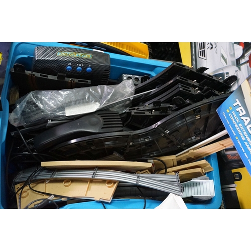 590 - Collection of boxed Scalextric items to include Scalextric Sport Le Mans 24hr, Scalextric Sport John... 
