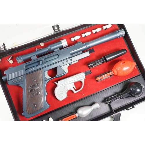 733 - Boxed / cased Topper Toys Multi Pistol 09 toy spy set, complete with mini pistol and accessories, in... 