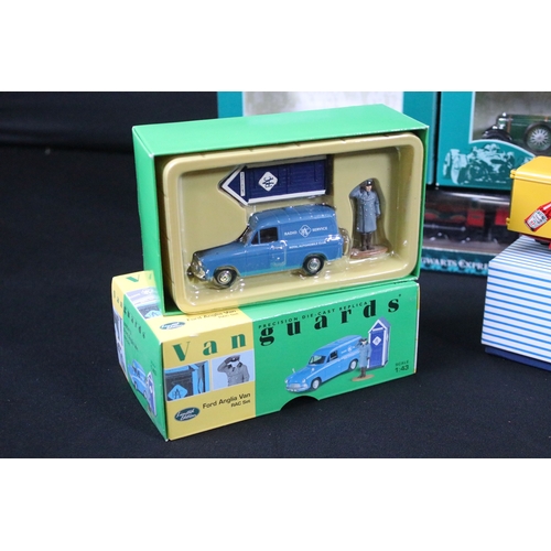 327 - 35 Boxed diecast 3 x Corgi Legends of Speed, Corgi Harry Potter Hogwarts Express, 6 x Vanguards, Vit... 