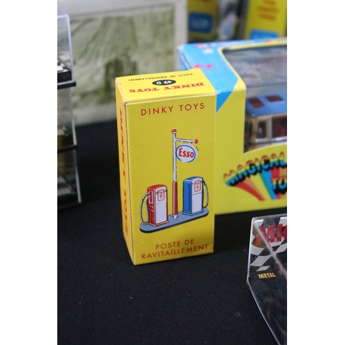 329 - Around 40 boxed / cased / carded diecast models to include Verem, Corgi, Siku, Vitesse, Elicor, Atla... 