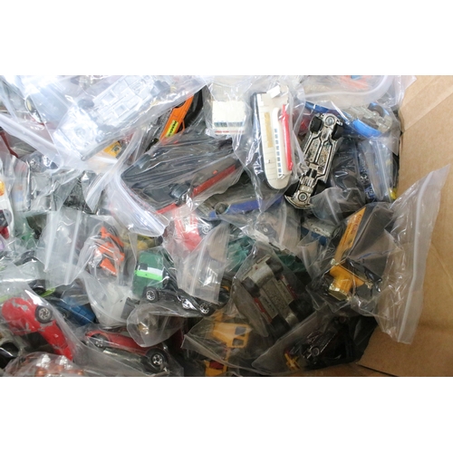 346 - Large collection of playworn diecast models to include Matchbox, Corgi, Maisto, Mattel Hot Wheels, M... 