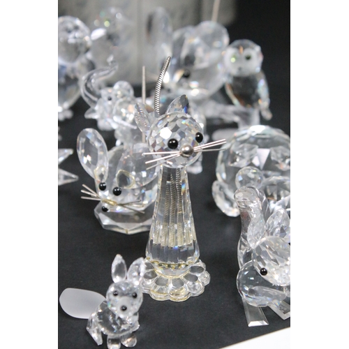 78 - Collection of Swarovski crystal animals, to comprise a duo of Foals, 7612, Turtle, 7661, Elephant, S... 