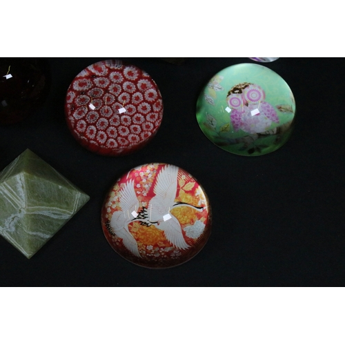 83 - Collection of glass, to comprise a group of paperweights including Millefiore, swing vases, Murano s... 