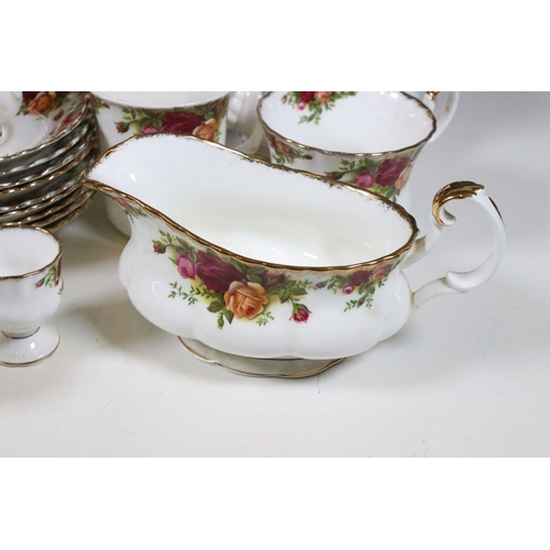 104 - Royal Albert 'Old Country Roses' pattern part dinner and tea set, to include one tureen with lid, on... 