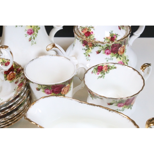 104 - Royal Albert 'Old Country Roses' pattern part dinner and tea set, to include one tureen with lid, on... 