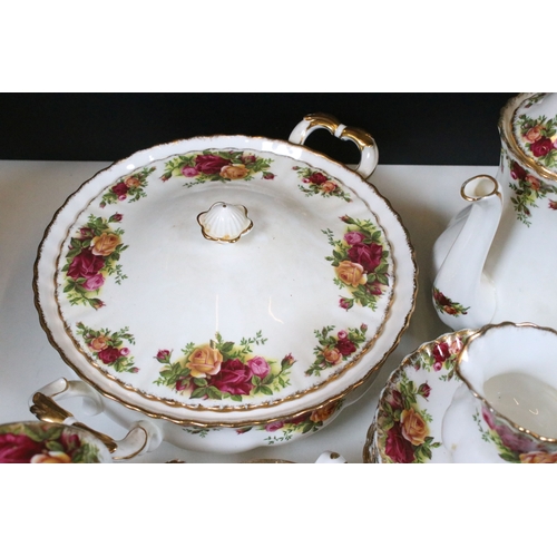 104 - Royal Albert 'Old Country Roses' pattern part dinner and tea set, to include one tureen with lid, on... 