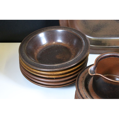 107 - Arabia Finland stoneware part dinner and tea set, to include plates, bowls, cups, saucers etc. Talle... 