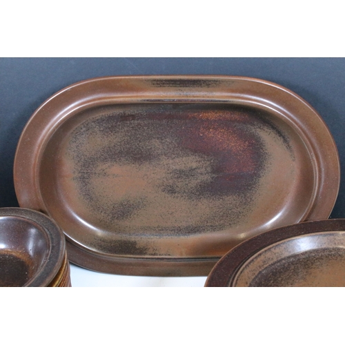 107 - Arabia Finland stoneware part dinner and tea set, to include plates, bowls, cups, saucers etc. Talle... 