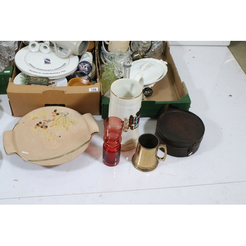 109 - Collection of mixed ceramic, glass, metal and wooden items, to include one Villeroy & Boch 'Old Luxe... 