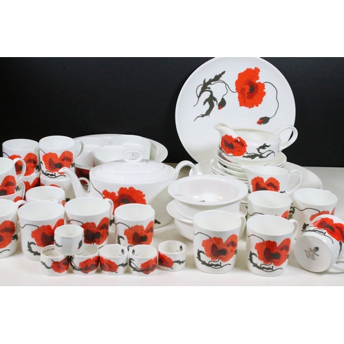 111 - Wedgwood 'Corn Poppy' (Susie Cooper design) patterned part dinner and tea set, to include tea and co... 