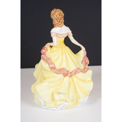 72 - Two boxed ceramic figurines to include Royal Doulton Walt Disney Showcase Collection Snow White and ... 