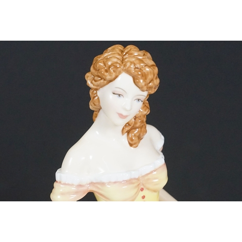 72 - Two boxed ceramic figurines to include Royal Doulton Walt Disney Showcase Collection Snow White and ... 