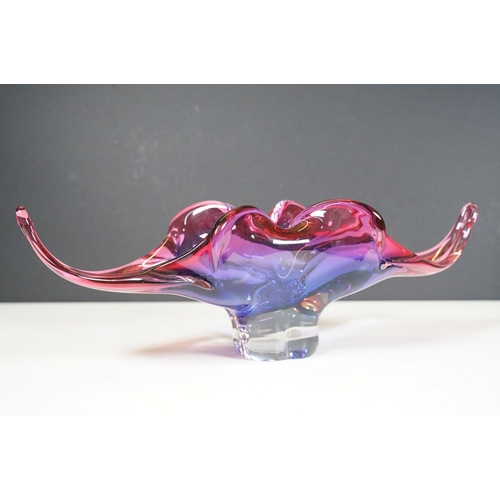 75 - Josef Hospodka for Chřibská glassworks, mid century Czech Republic art glass bowl in pink and blue, ... 