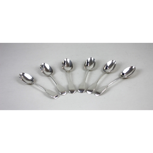 117 - A set of six Victorian silver Fiddle pattern teaspoons London 1865, 3.4oz