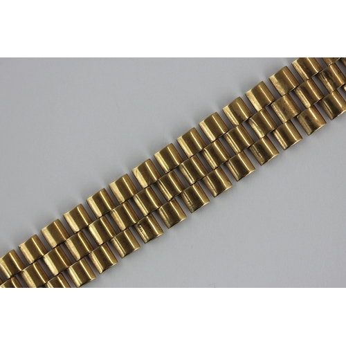 253 - A 9ct gold bracelet watch strap 19cm long, 19.4g