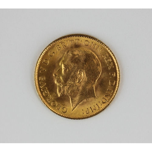 278 - A George V half gold sovereign dated 1915