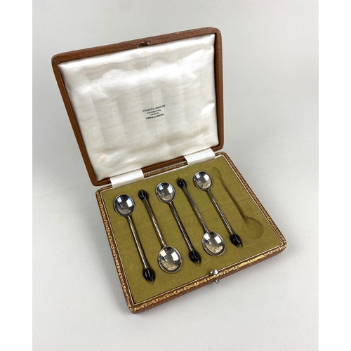 32 - A cased set of six Art Deco silver coffee spoons, with coffee bean finials, Pearce & Sons, Sheffield... 