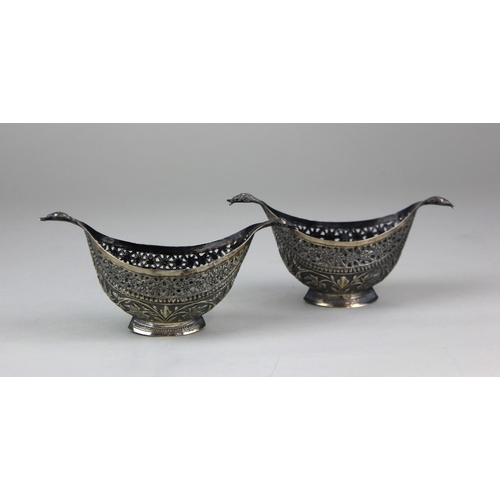 83 - A pair of Indian white metal boat shaped dishes 5.7oz